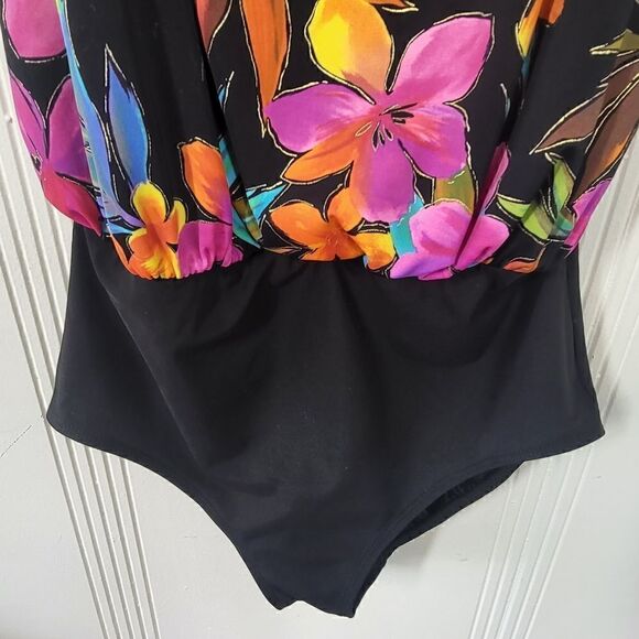 Plus Size Longitude One Piece Black Flowered Swimsuit - Picture 7 of 8